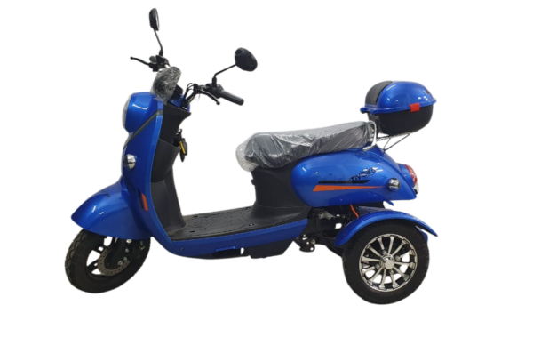 Model: Vespa - Image 2